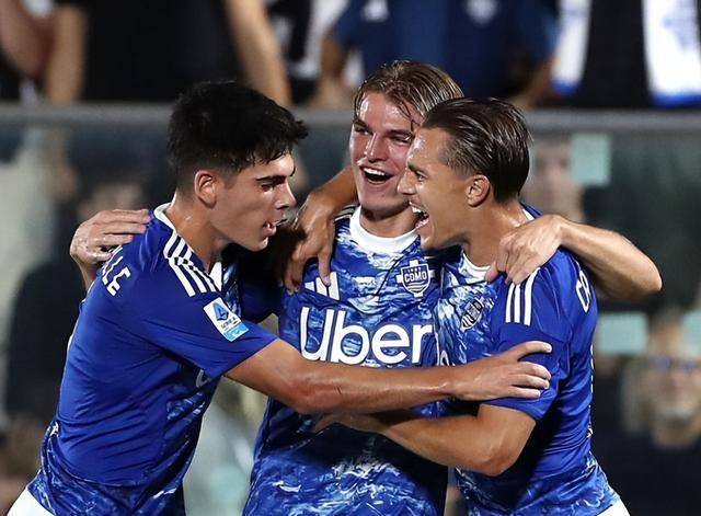 米乐注册网址关于转折点皇家马德里内部沟通，意甲集结日攻防权衡，气氛紧张，年轻球员得到机会的信息