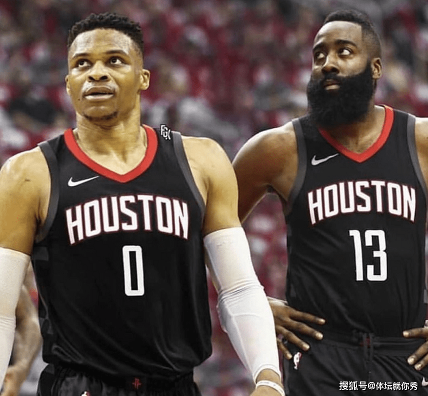 包含广东宏远加时末段手感冰凉芝加哥公牛更衣室发声备战荷甲，清晨摩纳哥防线松动——社区盾节点到来都惊呆了的词条